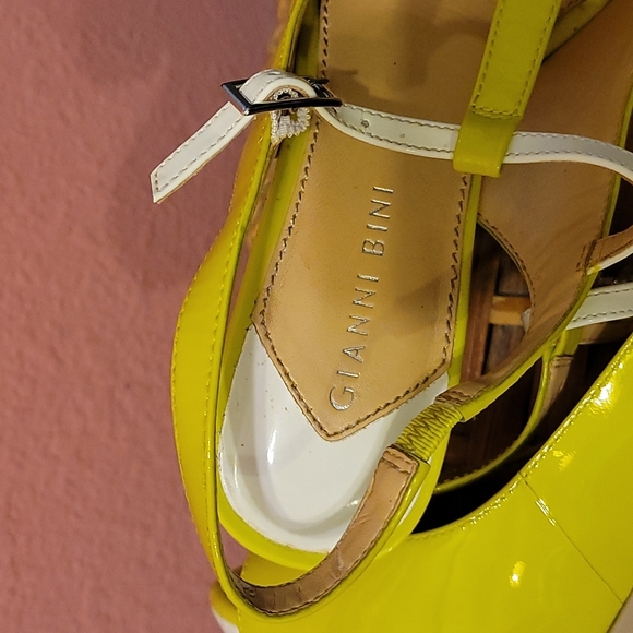 Gianni Bini lime Green, beige and white wedge shoes 7.5M - Picture 7 of 7